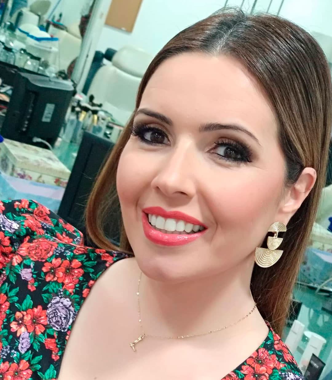 Maquillaje para emisiones de televisión en Nigrán